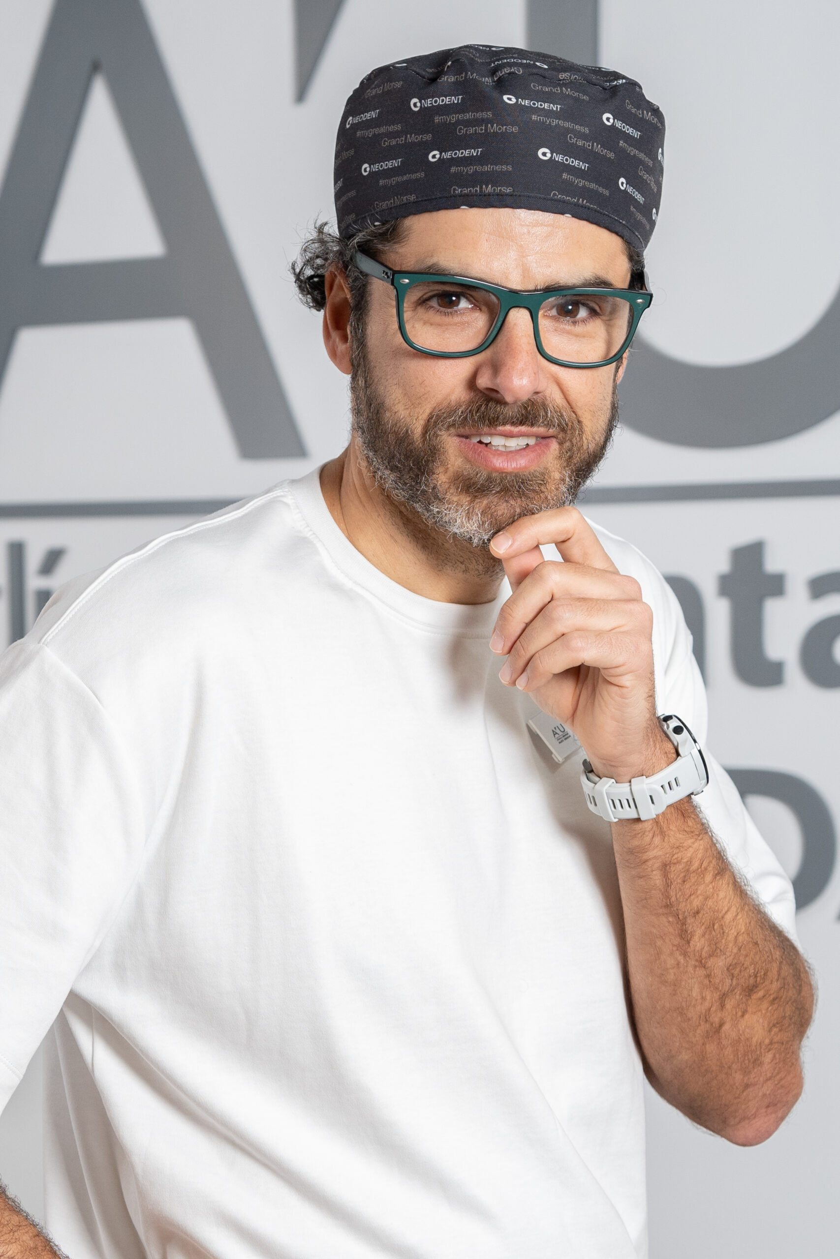 Dr. Alex Ubeda